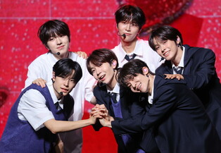 Photos from media showcase of 'NCT WISH'