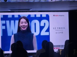 KT알파쇼핑, '영시니어 패션 강화'…배우 소이현·오윤아 참여