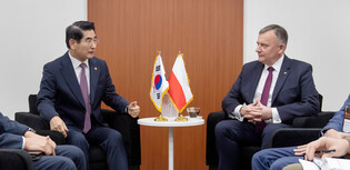 S. Korean, Polish defense leaders' meeting