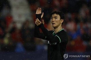 황인범, 페예노르트 입단 첫 달부터 구단 '이달의 선수' 선정