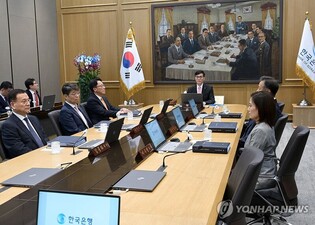 S. Korean central bank likely to cut key rate this week: experts