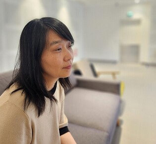 (URGENT) South Korean Chosen As Nobel Laureate; 2nd Win in 24 Years Following Kim Dae-jung's Peace Prize in 2000