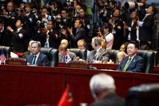 Yoon attends East Asia Summit
