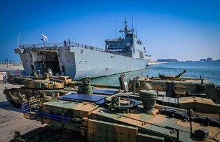 S. Korean landing ship in Qatar for joint drill