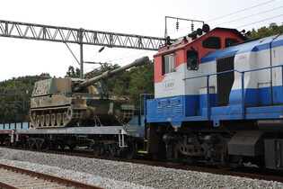K-9 howitzer transport for drill