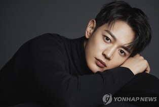 샤이니 민호, 첫 정규앨범 '콜 백' 다음달 4일 발매