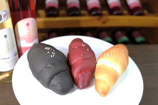"와인소금빵 지역 명물로 키운다" 영동군 기술이전 나서