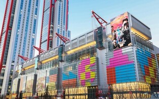 더현대 서울, 꼼데가르송 등 40여개 브랜드 새로 선보여