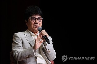 (LEAD) Age can't stop Cho Yong-pil: K-pop legend's triumphant return with 20th LP
