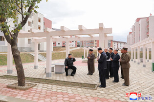 N. Korean leader visits flood-hit areas under reconstruction