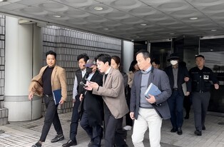 Hospital director, surgeon attend hearing on arrest warrants over abortion of 36-week fetus