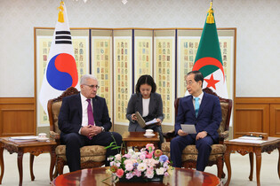 PM meets Algerian parliamentary leader