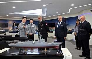 Polish naval academy chief visits Hanwha Ocean