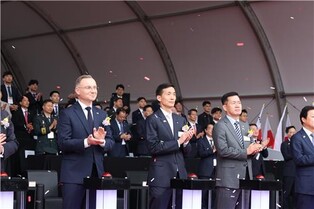 Polish president tours Hanwha Aerospace operations for K9 howitzers in S. Korea