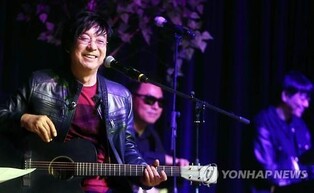 '원조 아파트' 윤수일 "로제가 제 노래 재건축해줘 감사하죠"