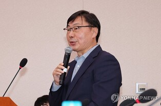 Prosecutors seek 15-yr prison term for ex-Gyeonggi vice governor in appeals trial