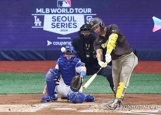 김하성, MLB FA 시장으로…샌디에이고와 상호 합의 옵션 거부