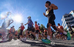 현대이지웰 "직장인, 달리기 열풍…복지몰 운동화 매출 급증"