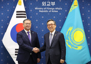 S. Korea-Kazakhstan FMs' talks