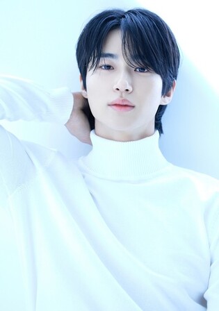 배우 변우석, 소아 환우 위해 3억원 기부