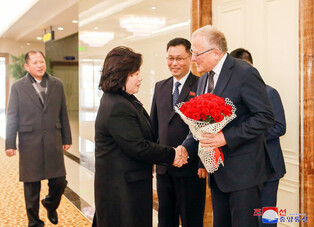 N. Korean FM returns from Russia