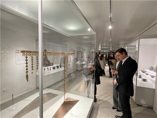서봉총 금관부터 백자 연적까지…美 시카고서 만나는 한국 문화