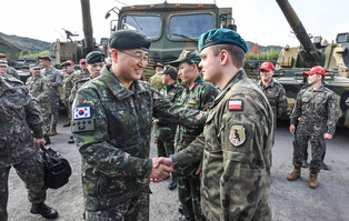 Army int'l course on Korean-made weapons