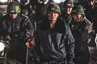 '12.12: The Day' wins Best Film at Blue Dragon Film Awards