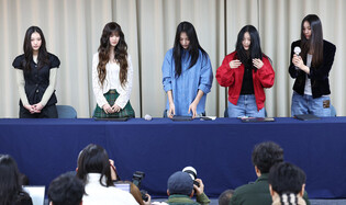 NewJeans to end contract with ADOR