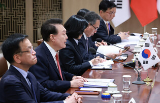 S. Korea-Kyrgyzstan summit talks