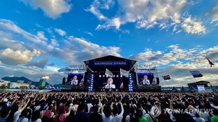 부산 페스티벌 시월 '효과 있네'…관광객 증가, 체류기간 늘어