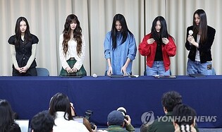 Entertainment Producers’ Association Urges NewJeans to Rescind Contract Termination