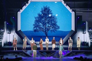 SEVENTEEN Finishes Tokyo Dome Concert in Success, Selling Out 100,000 Seats Over 2 Days