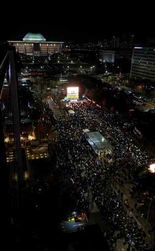 Rally against Yoon near Nat'l Assembly