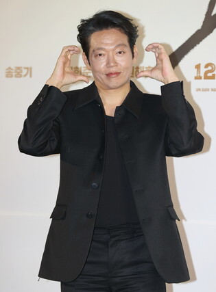 S. Korean actor Park Ji-hwan