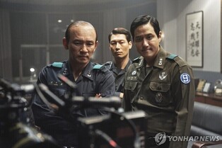 Director Kim Sung-soo Reflects on Success of '12.12: The Day' Amid Political Unrest