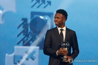 레알 마드리드 비니시우스, 2024 FIFA '올해의 선수' 우뚝