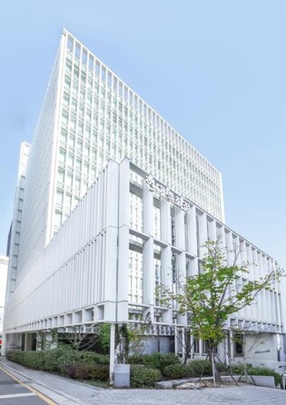 현대백화점, 패션협력사와 '기후변화TF'…긴여름·짧은가을 반영