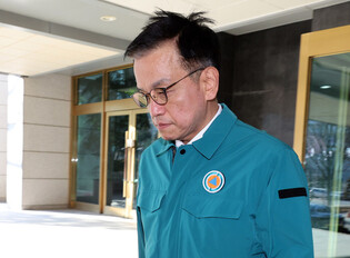 Acting President Choi Sang-mok