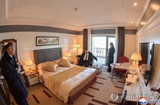 N. Korean leader visits new coastal tourist zone, emphasizes advancing tourism