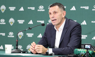 Former Premier League tactician Gus Poyet