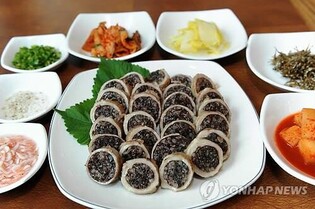 Choi Man-soon's Medicinal K-Food: Sundae as a Macrobiotic Food