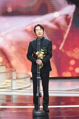 한석규, MBC 연기대상 수상…"가족의 소중함 전하고 싶었다"