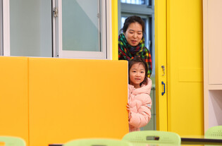 Soon-to-be 1st graders visit school