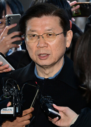 Presidential security chief appears before police