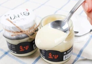 Shin Jong-geun's 'K-Liqueur' Story: Spoonable Makgeolli, Ihwaju