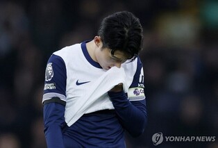 토트넘 '리그 3연패' 못 막고 침묵한 손흥민, 현지서 혹평