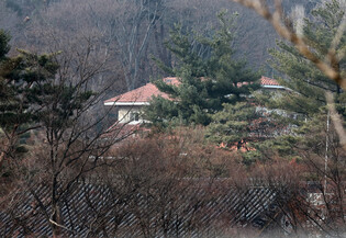 Presidential safe house raided