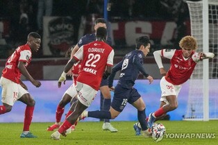 '이강인 60분' PSG, 랭스와 1-1 무승부…흐비차, 데뷔전서 도움