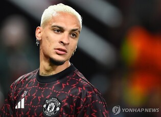 '맨유 역사상 최악의 영입' 안토니, 베티스로 단기 임대